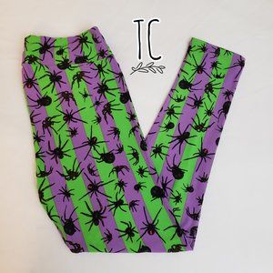 NWT LulaRoe Halloween/Spider Leggings Size TC